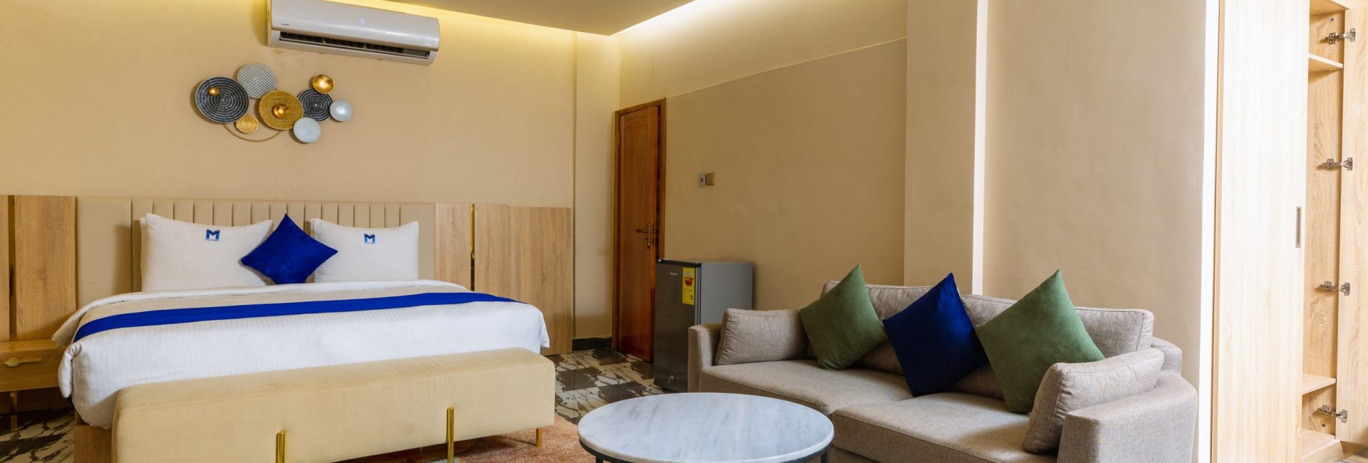 Executive Suite Executive Suite